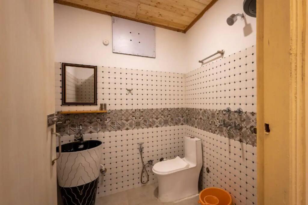The Hill Story, Entire Chalet, Offbeat,Cozy Mussoorie Eksteriør bilde