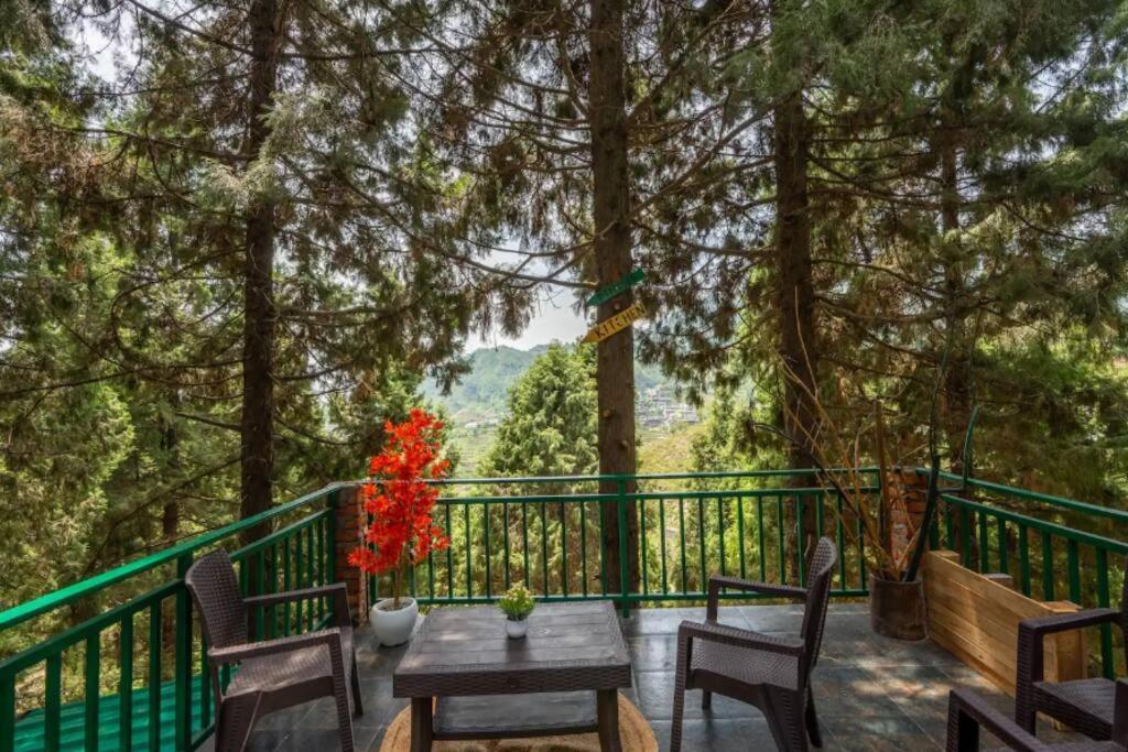 The Hill Story, Entire Chalet, Offbeat,Cozy Mussoorie Eksteriør bilde